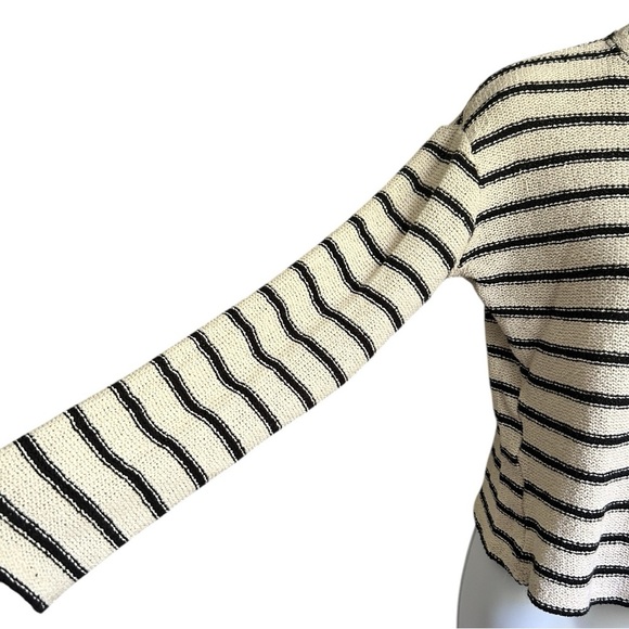 ✨3 for $18✨ ZARA Cream and Black Knitted Striped Sweater - Picture 3 of 8